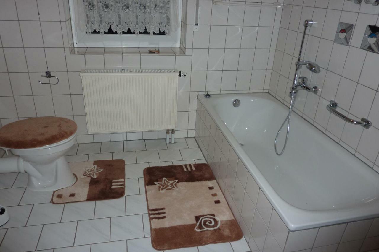 Anton Schuler Apartment Niedenstein Exterior foto